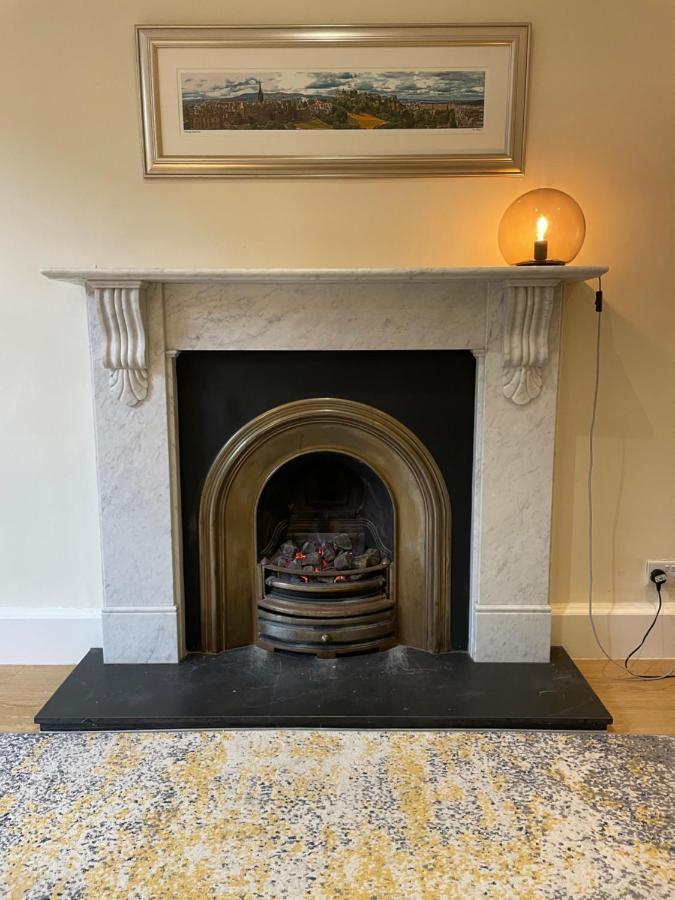 Fantastic Location 10 Mins To Princes Street- 15 To Royal Mile- Main Door-Patio Édimbourg Extérieur photo
